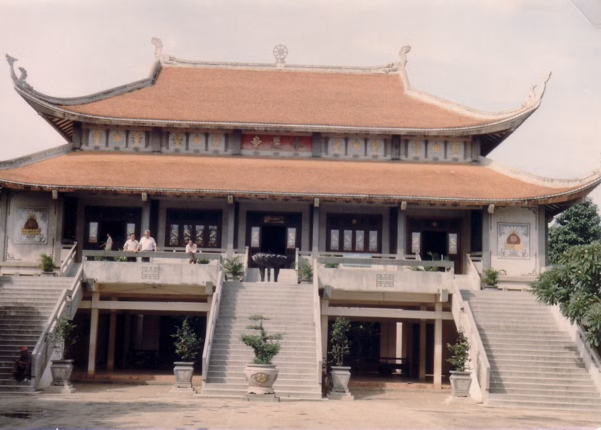 Chính điện của chùa Vĩnh Nghiêm. Ảnh: Günter Mosle.