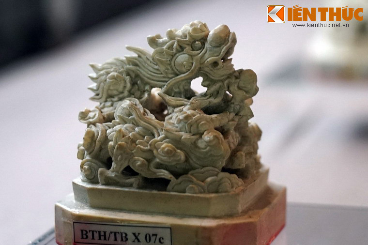 Hình tượng rồng ở ấn "Hóa cửu thành đạo".