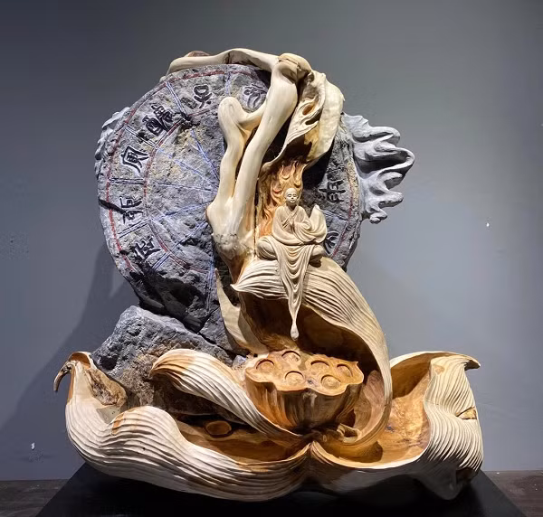 Trong gia đoạn khi cây Nhai bách đang thịnh hành, một miếng nhỏ cũng có giá hàng nghìn, thậm chí hàng chục nghìn USD. Nếu là chất liệu lâu năm thì giá cao ngất ngưởng, có khi lên đến hàng triệu USD.