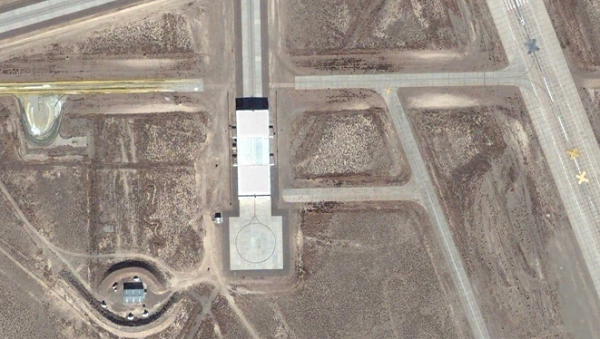 Khu vực 51 là một căn cứ không quân tuyệt mật, được thành lập theo lệnh của Tổng thống Mỹ khi đó là Dwight Eisenhower, hoạt động lần đầu tiên vào năm 1955 như một cơ sở thử nghiệm cho các máy bay do thám U-2.