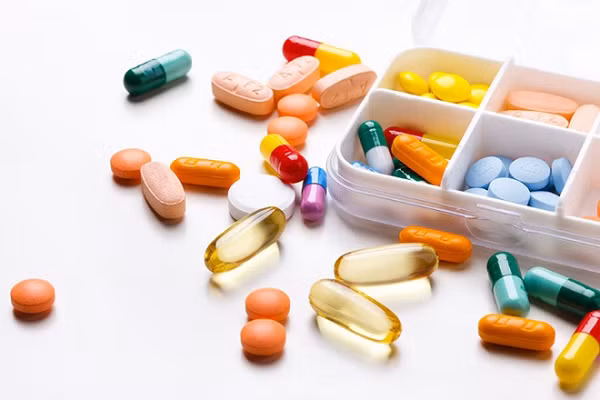 Nguyên nhân là bởi việc dùng thuốc dự phòng có thể ngăn những người đã phơi nhiễm với virus không mắc bệnh hoặc lây truyền SARS-CoV-2 và nó còn vô cùng tiện lợi.