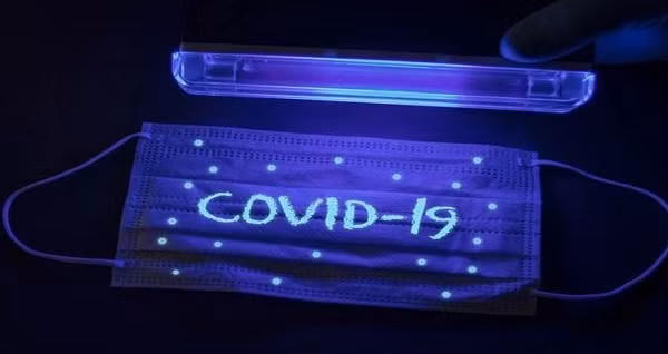 Ánh sáng cực tím (UV) có bước sóng trong khoảng 100 nanomet (nm) và 400 nm, không thể nhìn thấy bằng mắt thường.