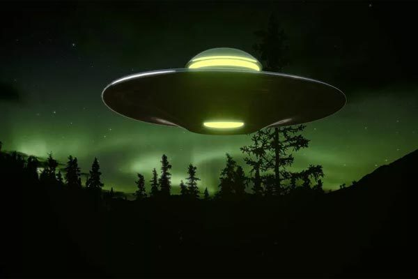 Trong số 144 trường hợp phát hiện UFO, có 18 trường hợp liên quan đến “những kiểu chuyển động bất thường của UAP hoặc đặc điểm chuyến bay".