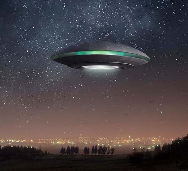 Trước đó, các báo cáo vào tháng 6 đã tiết lộ về thái độ và phản ứng của những quân nhân Canada trước sự xuất hiện của những vật thể bay không xác định trong nhiều thập kỷ.