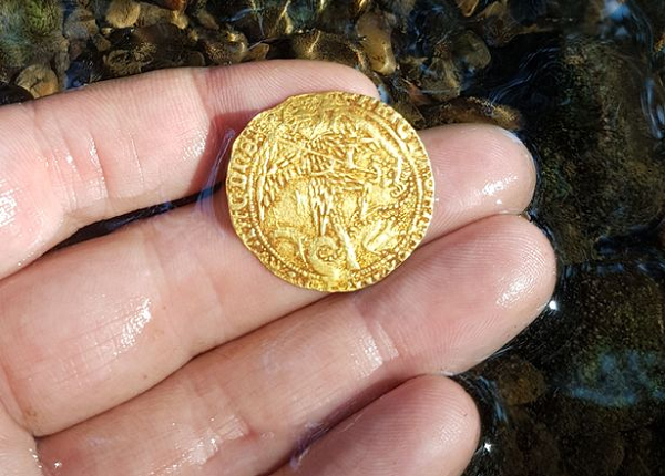 Vương triều Tudor ẩn chứa rất nhiều sự thật thú vị. Ông hoàng Anh đầu tiên xuất thân từ nhà Tudor là vua Henry VII. Vị vua này lên nắm quyền sau khi đánh bại Richard III trong trận chiến tại Bosworth Field năm 1485. Vua Henry VII tại vị cho đến khi qua đời vào năm 1509.