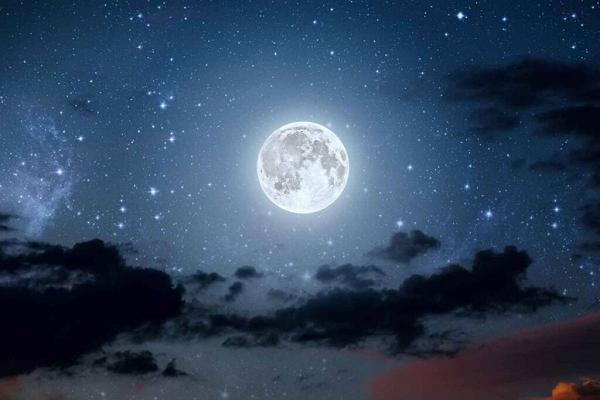 Việc phát triển các bộ vũ trụ mới là rất quan trọng trong việc "đưa con người trở lại Mặt Trăng, tiếp tục các hoạt động an toàn trên Trạm vũ trụ quốc tế ISS, khám phá Sao Hỏa cũng như các địa điểm không gian khác".