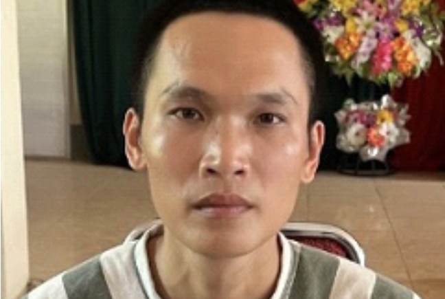 Dang ngoi tu, mot pham nhan bi khoi to vi trom xe may