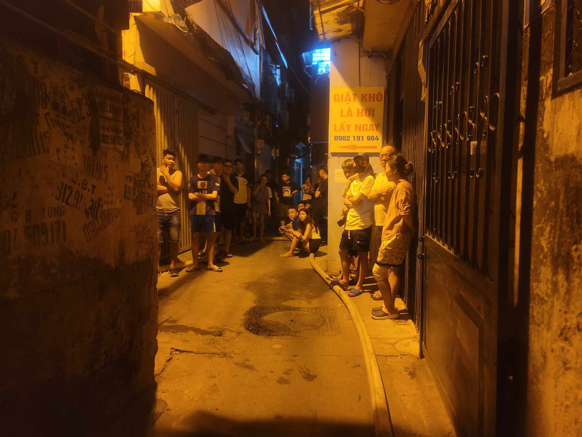 Sau nỗ lực chữa cháy, khoảng 1h ngày 24/5 ngọn lửa được dập tắt. Đến 5h sáng cùng ngày, theo thông kê bàn đầu có 14 người tử vong tại hiện trường đã được đưa ra khỏi ngôi nhà cháy đến Bệnh viện Giao thông Vận tải. 