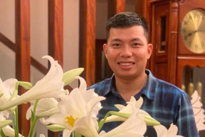 Ha Noi: Trung uy CSGT duong thuy mat tich trong khi lam nhiem vu