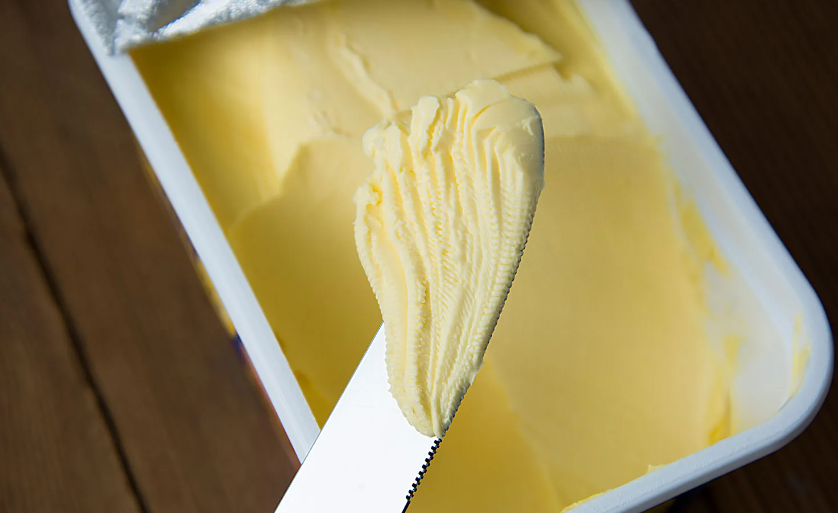 Mặc dù không có hồ sơ nào về việc có ai bị truy tố trong 100 năm qua, nhưng nếu luật được thi hành, người phạm tội có thể phải ngồi tù tới nửa năm.