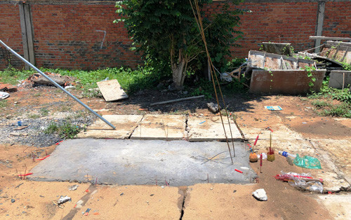 Bat thuong vu tai xe taxi bo nguoi chet giua duong vi nan nhan het tien-Hinh-3