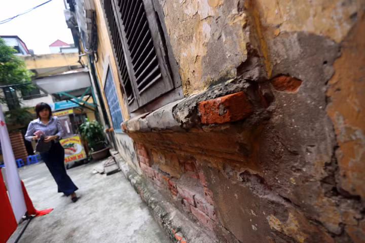 Nhiều biệt thự cũ đã xuống cấp trầm trọng.