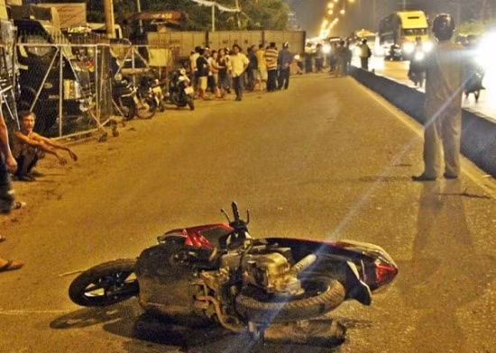 Nhung vu tai nan giao thong tham khoc tuan qua (20/9 - 26/9/2015)-Hinh-8