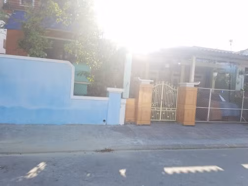 Danh phu nu bang can choi, Pho Chu tich phuong noi gi?-Hinh-2