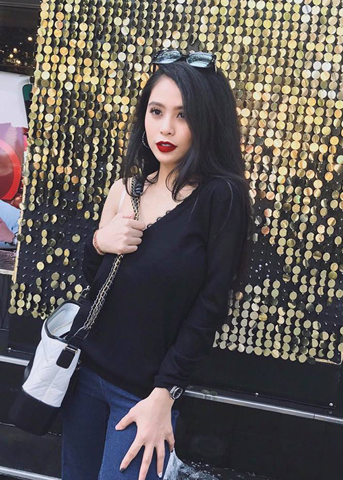 Kiều Anh có số đo 3 vòng đáng mơ ước: 90-60-90 trong khi chiều cao khá khiêm tốn.