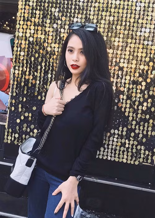 Kiều Anh có số đo 3 vòng đáng mơ ước: 90-60-90 trong khi chiều cao khá khiêm tốn.