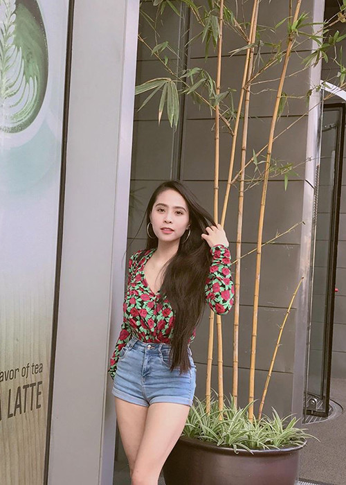 Nữ ca sĩ được khen ngợi lột xác sau khi lấy chồng, sinh con.