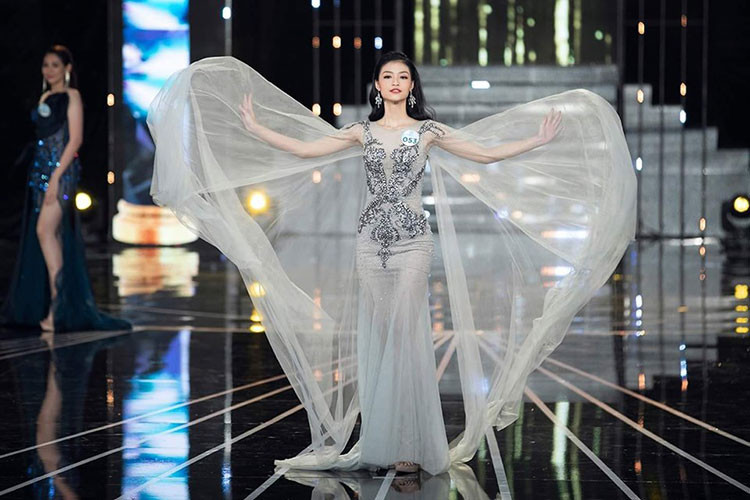Á hậu Kiều Loan từng đăng quang hoa khôi cuộc thi "Sinh viên Tài năng Thanh lịch Đại học Đà Nẵng 2019".