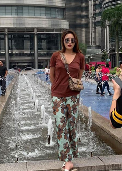 Hình ảnh Kỳ Duyên như bà mẹ bỉm sữa với vóc dáng phát tướng, ăn mặc xuề xòa cũng khiến fan giật mình.