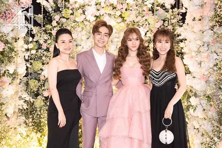 Thu Ngọc xuất hiện trong đám cưới của Thu Thủy cách đây không lâu.