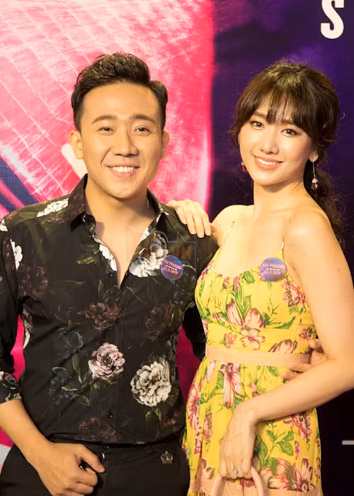 Sự nghiệp của Hari Won lẫn Trấn Thành đều thăng hoa hơn sau đám cưới. Trong khi Hari Won đắt show dẫn chương trình, Trấn Thành tiếp tục được mời làm MC trong nhiều gameshow, đóng phim.