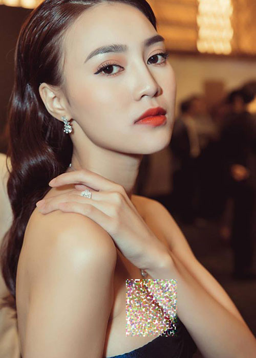 Vóc dáng của Lan Ngọc vốn nuột nà nên nàng ngọc nữ màn ảnh Việt được khen ngợi khi mặc hở bạo.