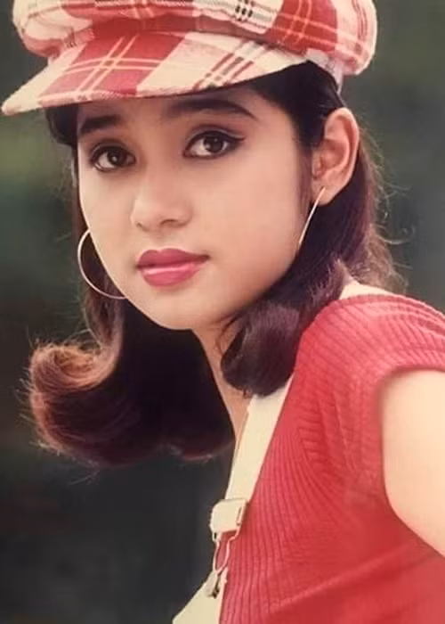 Mối tình giữa Việt Trinh và Phước Sang bí mật và ngắn ngủi. Theo nhiều người lý do cả hai xa nhau là do sự chênh lệch về độ nổi tiếng.