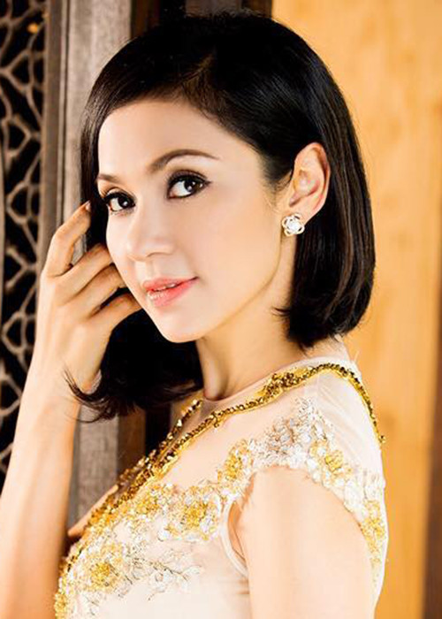 Việt Trinh thừa nhận khi có gia đình nhưng vì quá yêu nghề mà cô đã lơ là chăm sóc cả con và chồng.