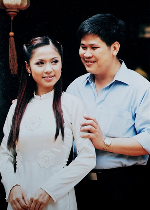 Khi mới bước chân vào con đường nghệ thuật, Việt Trinh có mối quan hệ tình cảm với ông bầu Phước Sang. Ảnh: Vtc