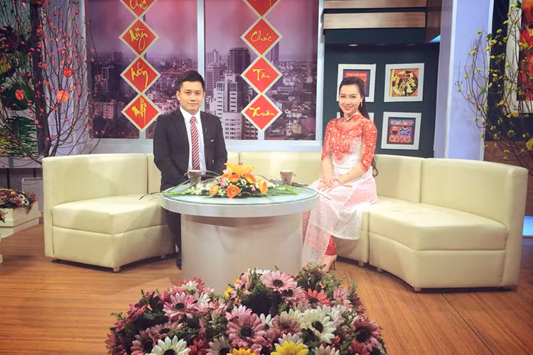 Chồng cũ của Hoàng Linh hiện dành thời gian cho con cái và công việc.