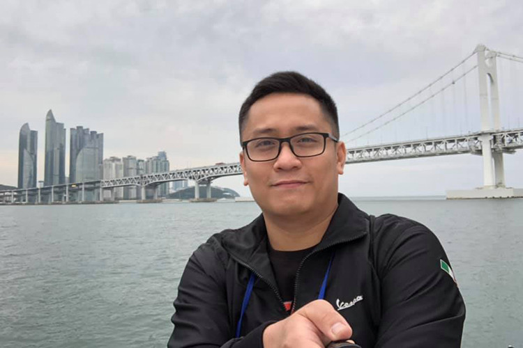 Nam MC không nhắc đến việc bắt đầu một mối quan hệ mới.