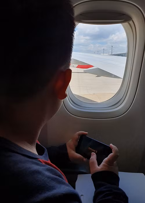 Ngày 20/10, 8/3, con trai của Việt Trinh luôn dành tặng mẹ những món quà.