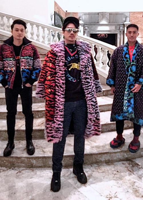 Lý Quí Khánh chia sẻ, anh có một cuộc tình 12 năm và khi chia tay mối tình đầu này, anh đã khóc vật vã. Ảnh: Zing