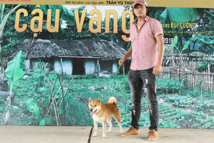 Dao dien quyet chon cho Nhat dong “Cau Vang” gay tranh cai la ai?