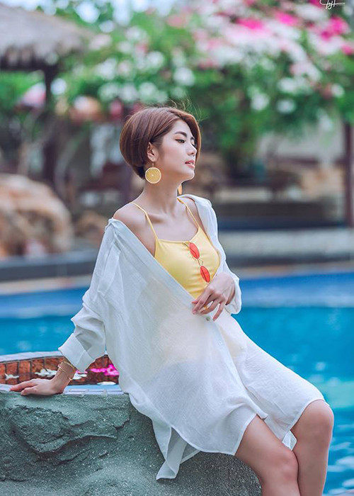 Phương Linh theo đuổi hình ảnh gợi cảm trong 2 năm trở lại đây.