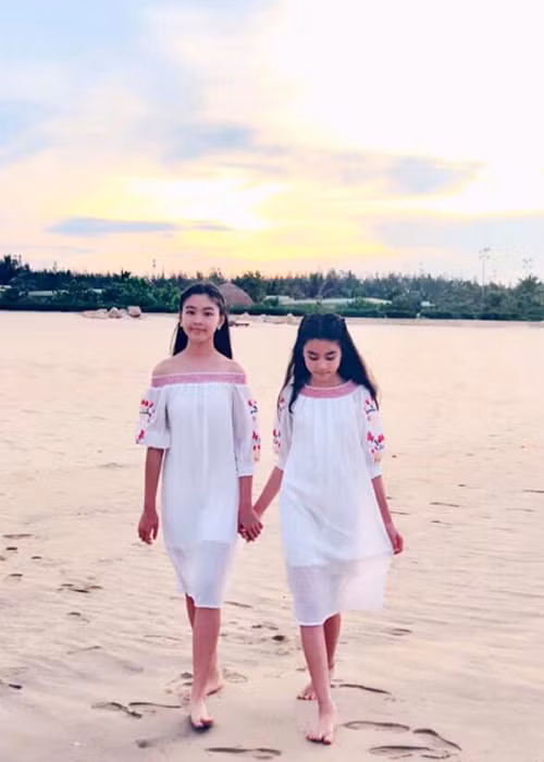 Mới 14 tuổi, Lọ Lem đã được dự đoán là hoa hậu trong tương lai.