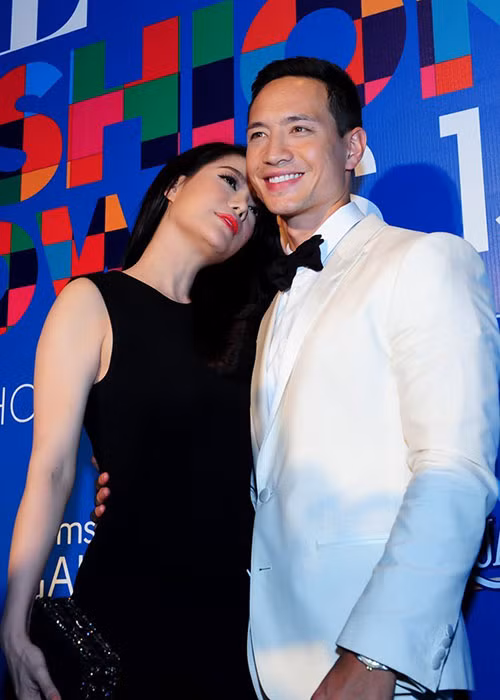 Sau khi ly hôn, Trương Ngọc Ánh hẹn hò nam diễn viên kém tuổi Kim Lý.