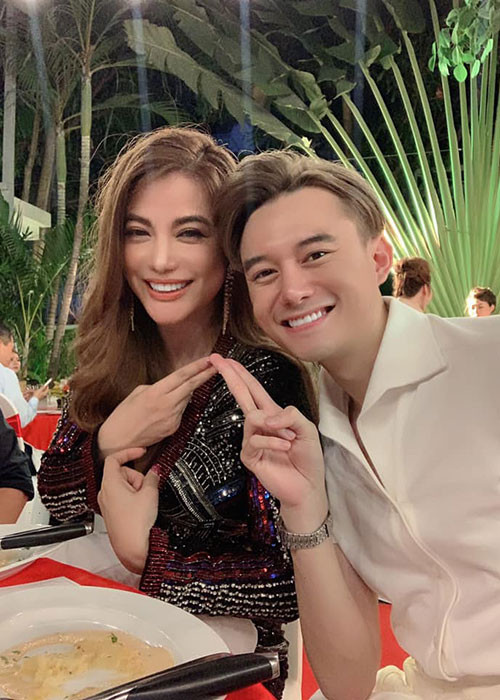 Nữ diễn viên phim "Hương ga" thường xuyên xuất hiện bên nam diễn viên phim "Sống chung với mẹ chồng" từ sự kiện đến đời thường.