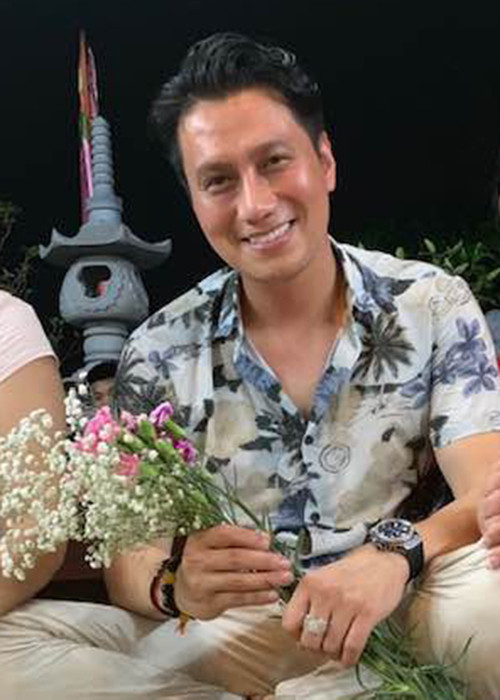 Việt Anh gây sốc với gương mặt già nua hậu dao kéo Viet Anh gay soc voi guong mat gia nua hau dao keo