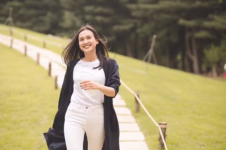 Hồi tháng 4/2019, cuộc hội thoại giữa Dương Mỹ Linh và bạn bè trên mạng xã hội làm rộ nghi vấn cô có tình mới.