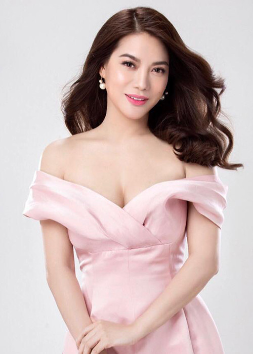 Sau khi ly hôn, Trương Ngọc Ánh hẹn hò Kim Lý. Mối tình chị em này kéo dài khoảng vài năm.