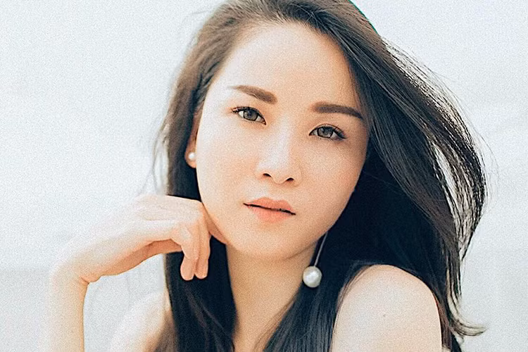 4 năm sau khi ly hôn, Thu Ngọc mới công khai hôn nhân tan vỡ khiến nhiều người bất ngờ.