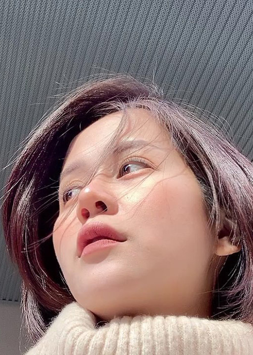 Cách đây 1 năm, An Nguy bị ném đá vì công khai hẹn hò Kiều Minh Tuấn - nam diễn viên sống chung với Cát Phượng trong nhiều năm. Khi ồn ào nóng lên, Kiều Minh Tuấn lại khẳng định chỉ say nắng An Nguy. Về phía mình, An Nguy phản pháo. Theo An Nguy, chuyện tình cảm của cô và Kiều Minh Tuấn là thật, đồng thời tố Cát Phượng dàn dựng scandal.