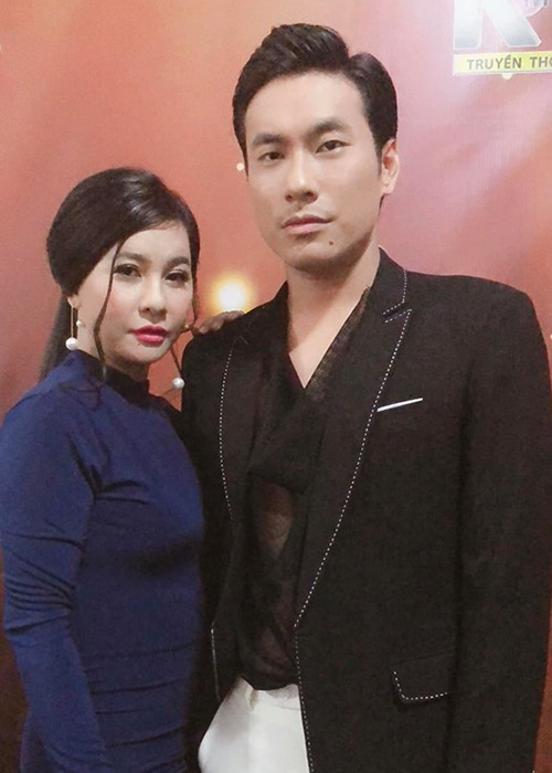 Không ai rõ thực hư tình cảm của Cát Phượng và Kiều Minh Tuấn nhưng qua hình ảnh được chia sẻ, mối quan hệ giữa hai người dường như vẫn tốt đẹp.