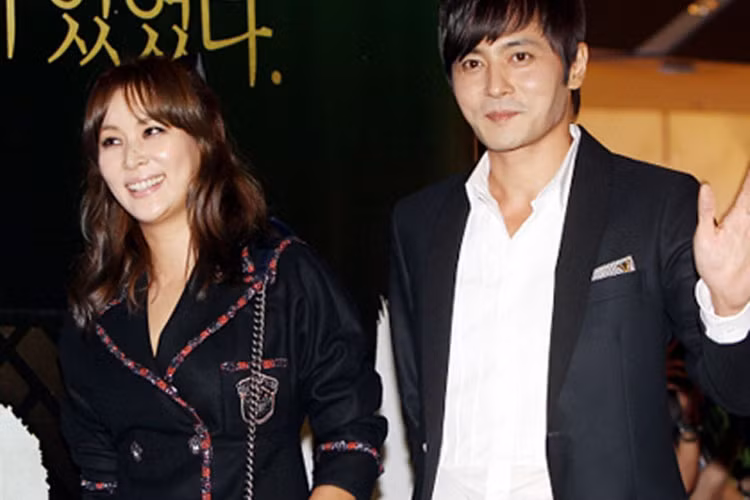 Sau 5 tháng kết hôn, Go So Young hạ sinh con trai đầu lòng. Trong suốt thời gian này, cô luôn được chồng ở bên động viên.