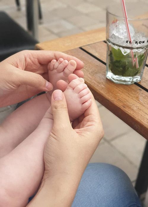 Bạn bè, đồng nghiệp mừng cho vợ chồng Phương Lan vì trước đây, người đẹp từng sảy thai.