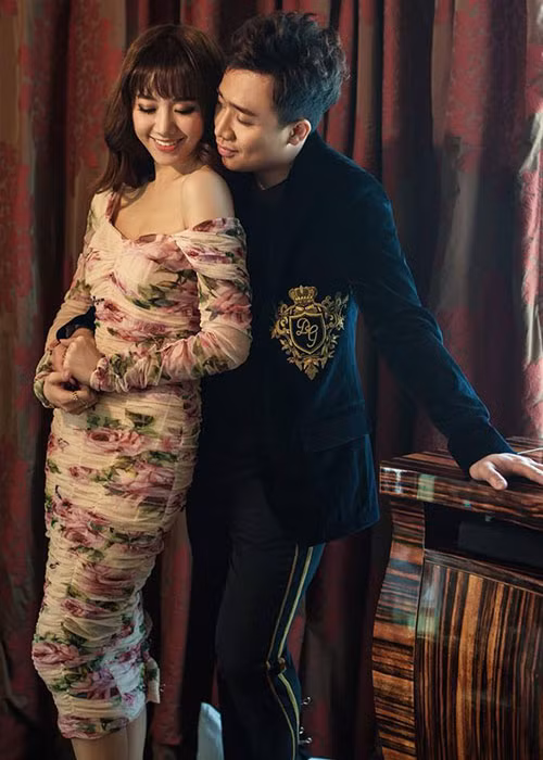 Trấn Thành luôn ra vẻ mắng mỏ Hari Won nhưng đằng sau đó anh có nhiều hành động chăm sóc vợ từ những việc nhỏ nhất khiến fan vô cùng ngưỡng mộ.