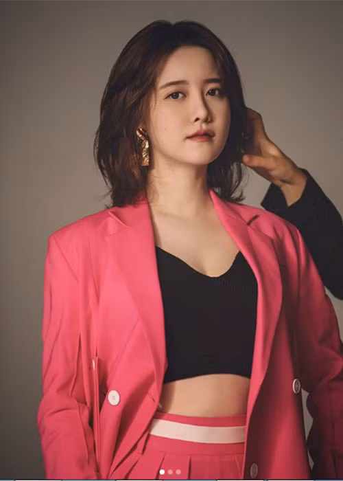 "Rời công ty và ly hôn cùng lúc đồng nghĩa với việc tôi sẽ thất nghiệp. Vậy nên, hãy chuyển khoản trả tôi số tiền còn thiếu trong khoản đặt cọc căn nhà ở Yongin đi", Goo Hye Sun nhắn nhủ Ahn Jae Hyun.