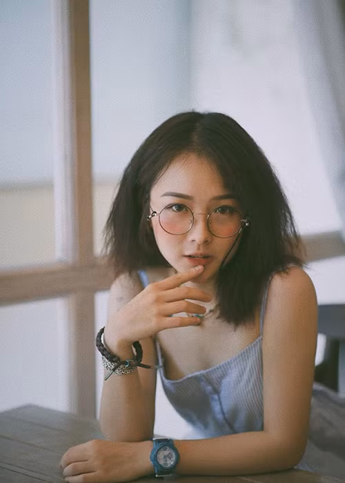 Hot girl sinh năm 1996 chưa bao giờ tự ti về chiều cao khiêm tốn của mình.