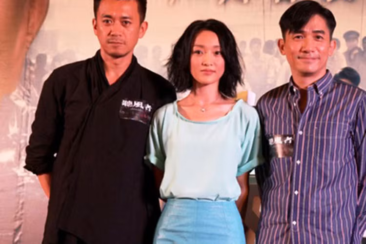 Trước mọi tin đồn tình ái với ông xã của Lưu Gia Linh, Châu Tấn một mực phủ nhận vào năm 2013.